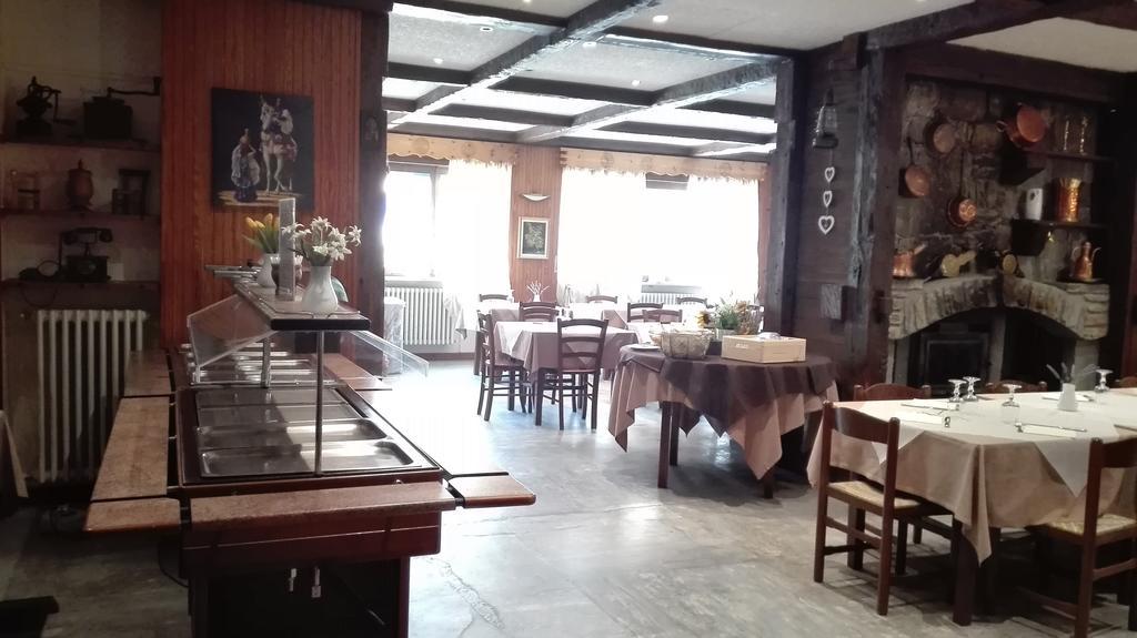 Hotel, Bar & Bistrot Saint Nicolas Gran Paradiso Exterior foto